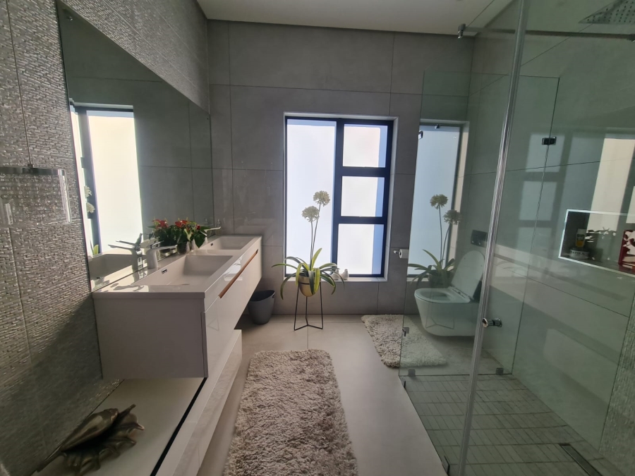 4 Bedroom Property for Sale in Heron Banks Golf Estate Free State